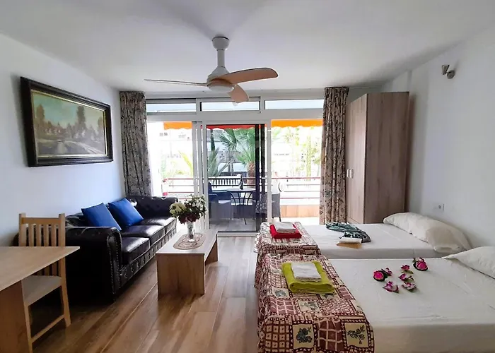 Olympia, Ocean View 111 펜션