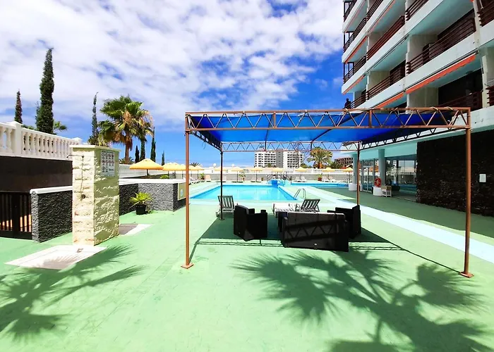 Olympia, Ocean View 111 펜션 *